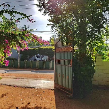 Saubagya Inn Anuradhapura Exterior foto